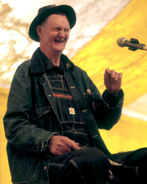 Ray entertaining himself - and 750 delighted listeners at "Tent at Sister's Row" during the National Storytelling Festival. (Photo by: Tom Raymond)